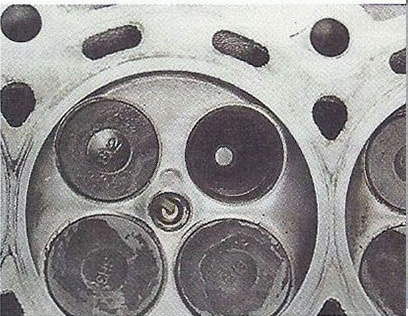 Клапаны Nissan Primera