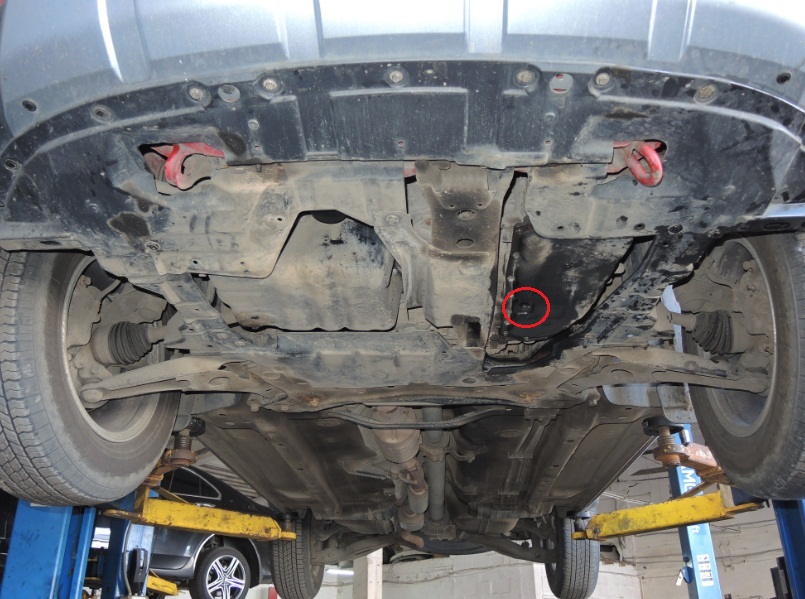 Размещение сливной пробки вариатора Citroen C-Crosser