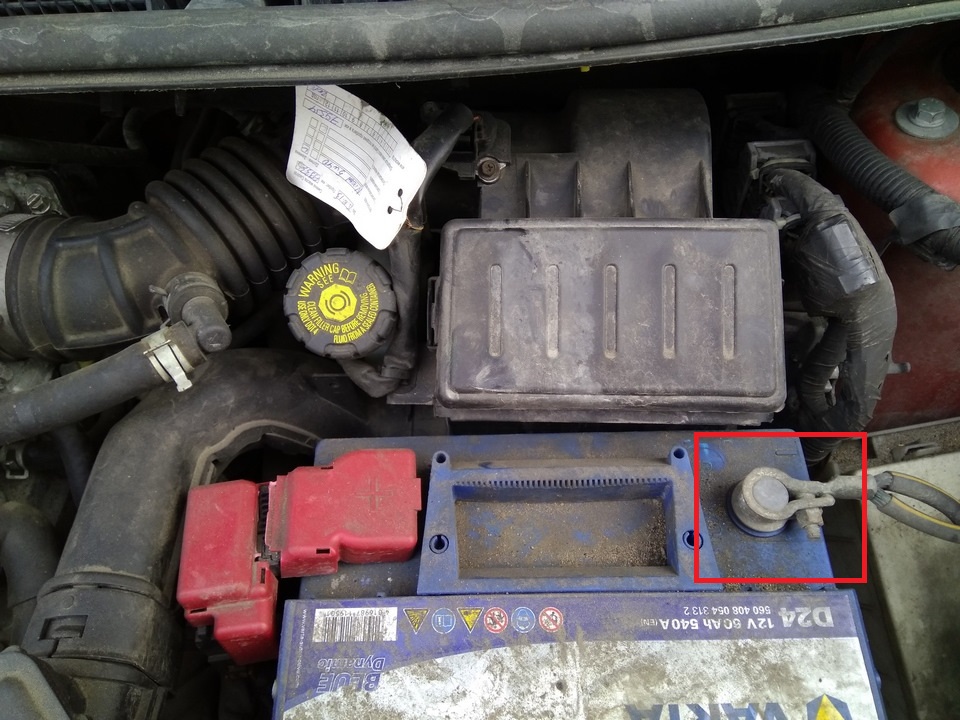 Замена звукового сигнала Nissan Note 2004 - 2012