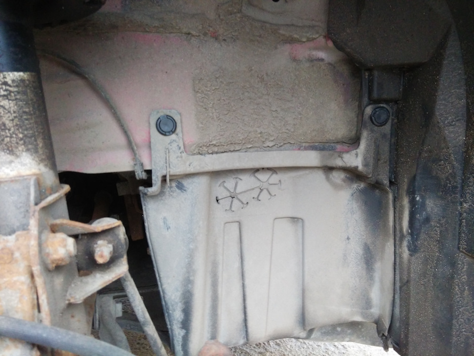 Проверка и замена ремня привода Honda Civic 2005 - 2011