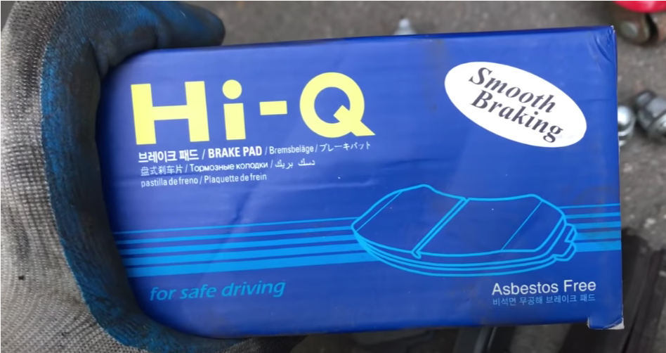 Замена передних тормозных колодок Kia Rio 4