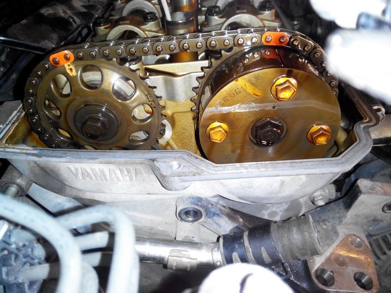 Установленная звездочка VVT-i Toyota Camry